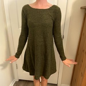 Soft Open-back Long Sleeve Dress